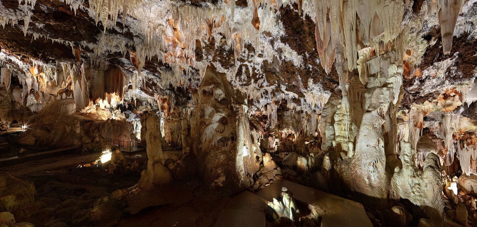 Visita-Virtual-CuevasDelAguila